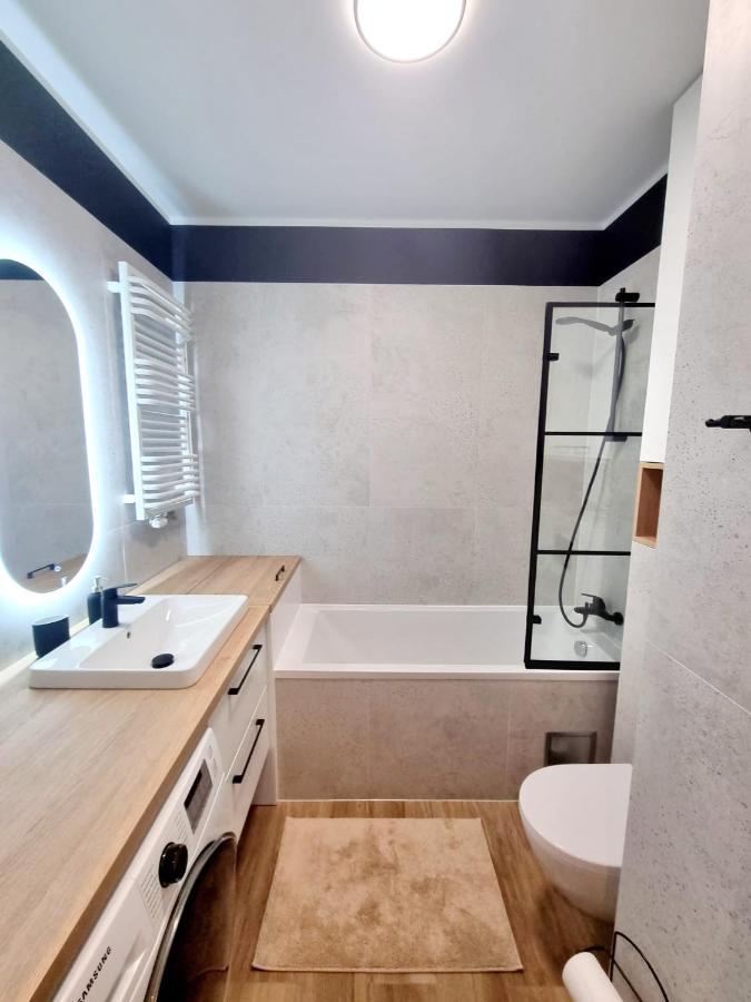 Doki Living Apartament 55 Gdańsk Extérieur photo